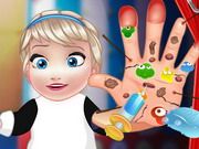 Baby Elsa: Hand Doctor