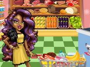 Clawdeen Wolf Christmas Shopping